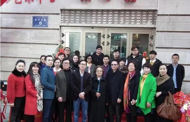 新疆乌鲁木齐珠江钢琴旗舰店盛大开业 新疆乌鲁木齐珠江钢琴旗舰店盛大开业