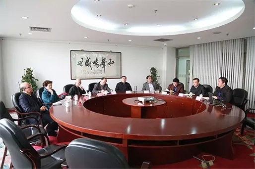 中轻联副会长、乐器协会理事长王世成莅临星海集团调研 中轻联副会长、乐器协会理事长王世成莅临星海集团调研