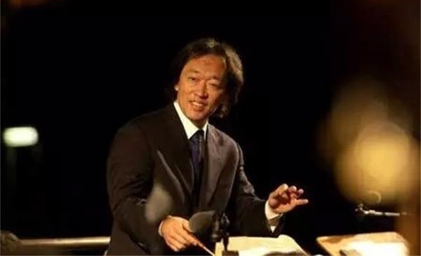 11月14、15日,世界著名指挥家和钢琴家郑明勋带领德国德累斯顿国家管弦乐团在国家大剧院音乐厅为北京观众奉献两场高水准音乐会 11月14、15日,世界著名指挥家和钢琴家郑明勋带领德国德累斯顿国家管弦乐团在国家大剧院音乐厅为北京观众奉献两场高水准音乐会