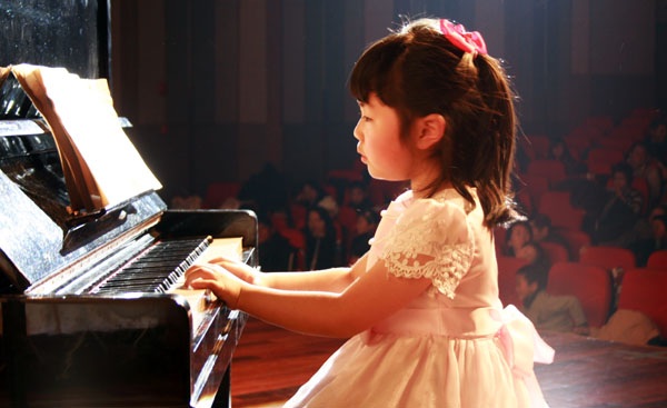 幼儿园学琴,教孩子还是毁孩子? 幼儿园学琴,教孩子还是毁孩子?