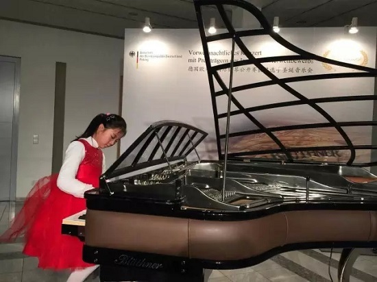 团聚德国大使馆&欧米勒获奖选手圣诞音乐会 团聚德国大使馆&欧米勒获奖选手圣诞音乐会