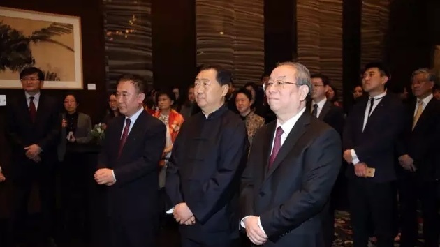 国家大剧院院长陈平被授予法国国家荣誉军团军官勋章 国家大剧院院长陈平被授予法国国家荣誉军团军官勋章