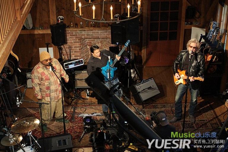 live house.jpg live house.jpg